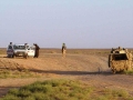 Èeská a britská prùzkumná jednotka kontroluje pøístupové cesty do váleèné zóny